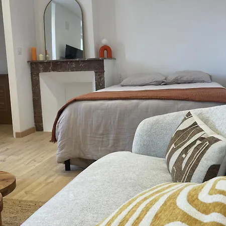 Cmg 102 Xl Petit-bois Place Ducale Apartment Charleville-Mezieres