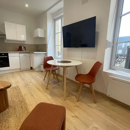Apartment Cmg 102 Xl Petit-bois Place Ducale Charleville-Mezieres