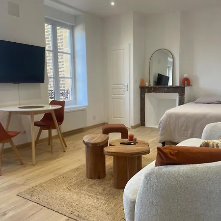 Cmg 102 Xl Petit-bois Place Ducale Charleville-Mezieres