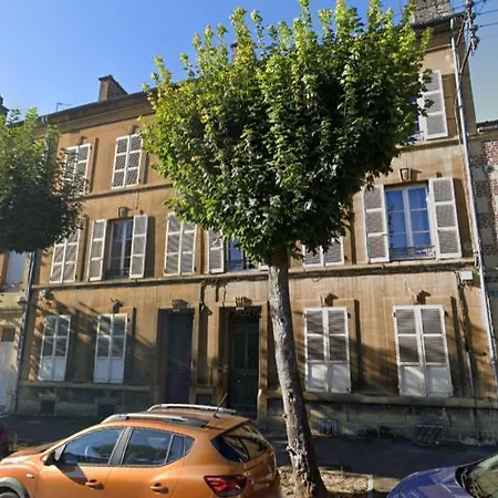 Cmg Xl 102 Petit Bois Place Ducale